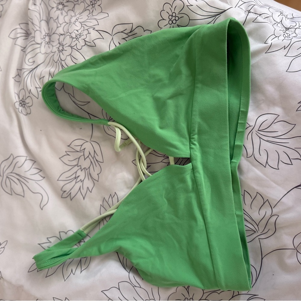 Athleta Green Sports Bra